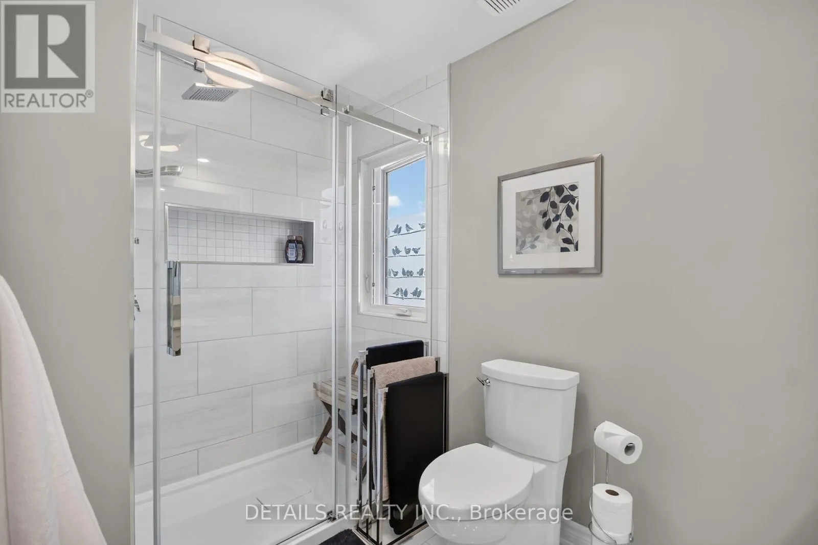 10 FOREST CREEK DRIVE