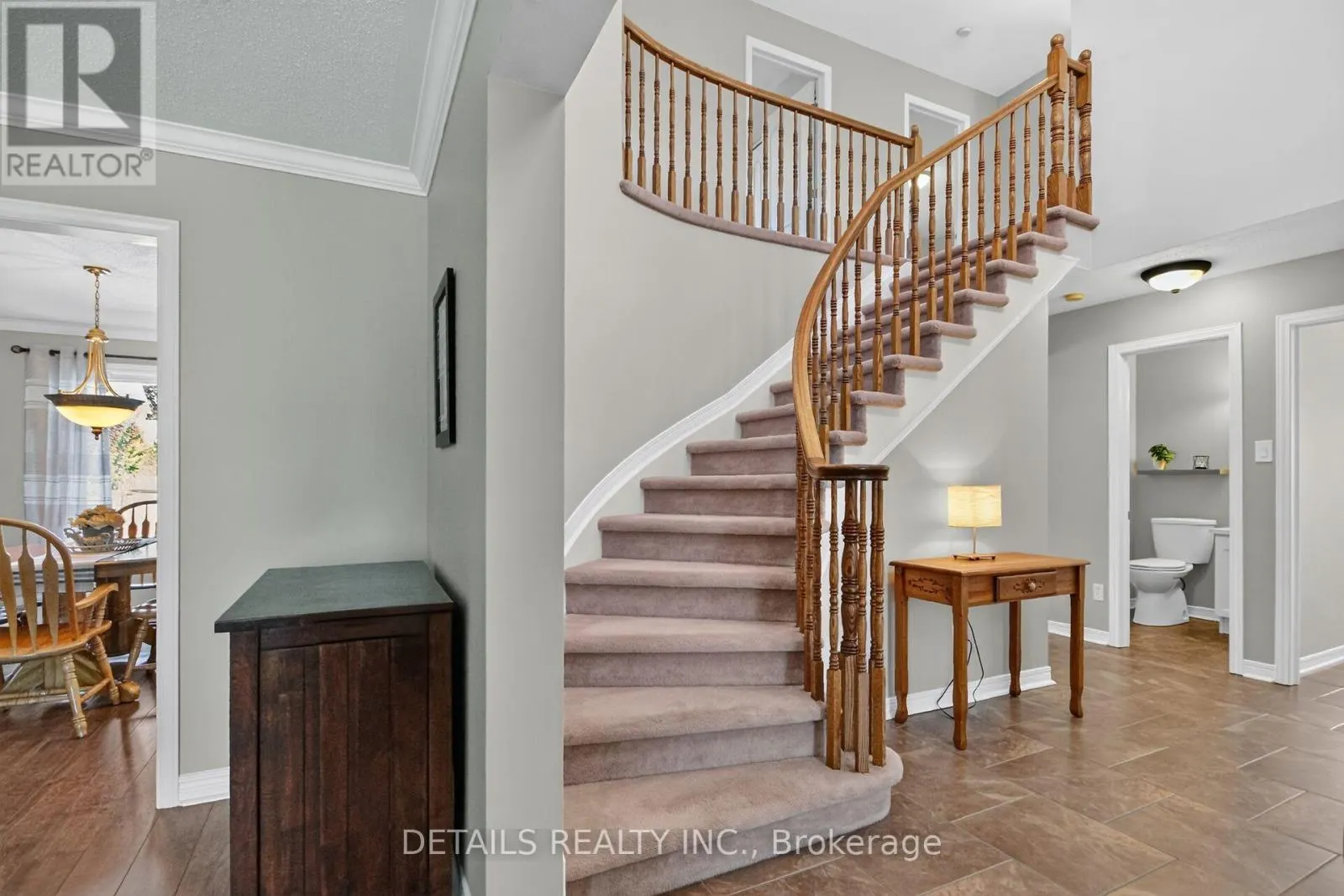 10 FOREST CREEK DRIVE