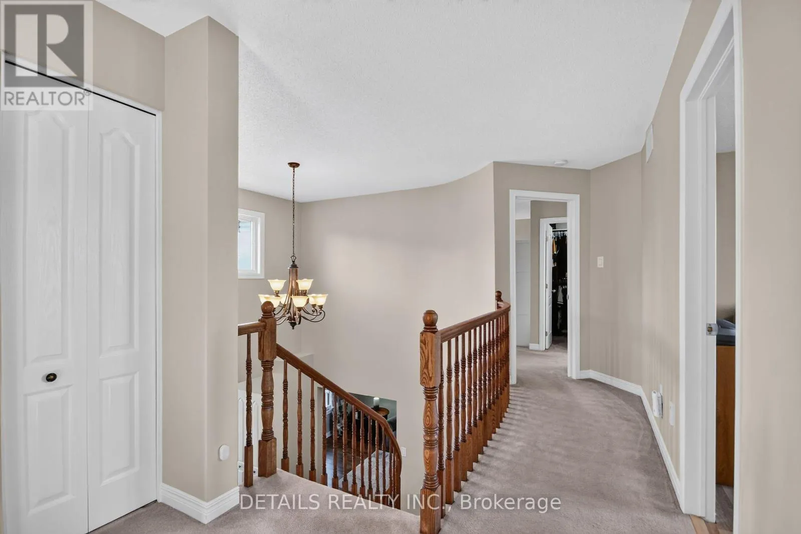 10 FOREST CREEK DRIVE