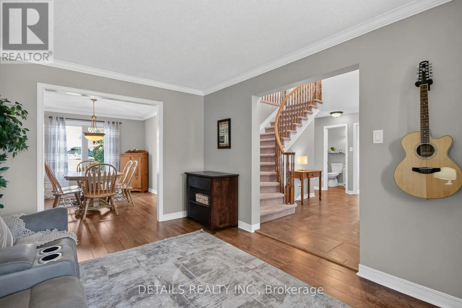 10 FOREST CREEK DRIVE
