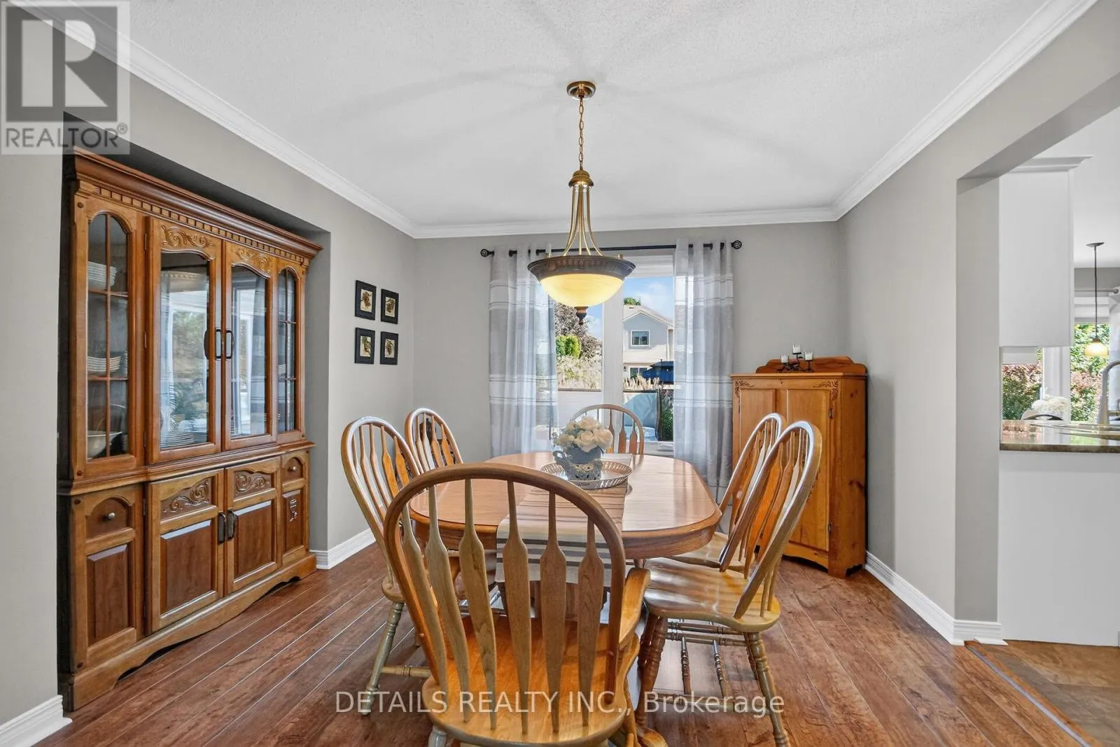 10 FOREST CREEK DRIVE