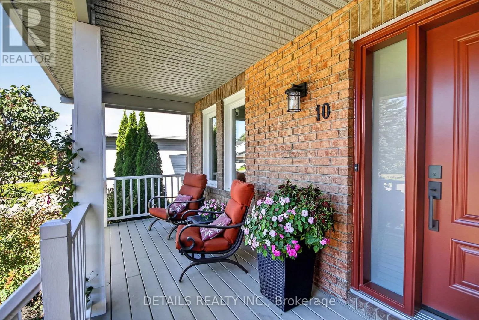 10 FOREST CREEK DRIVE