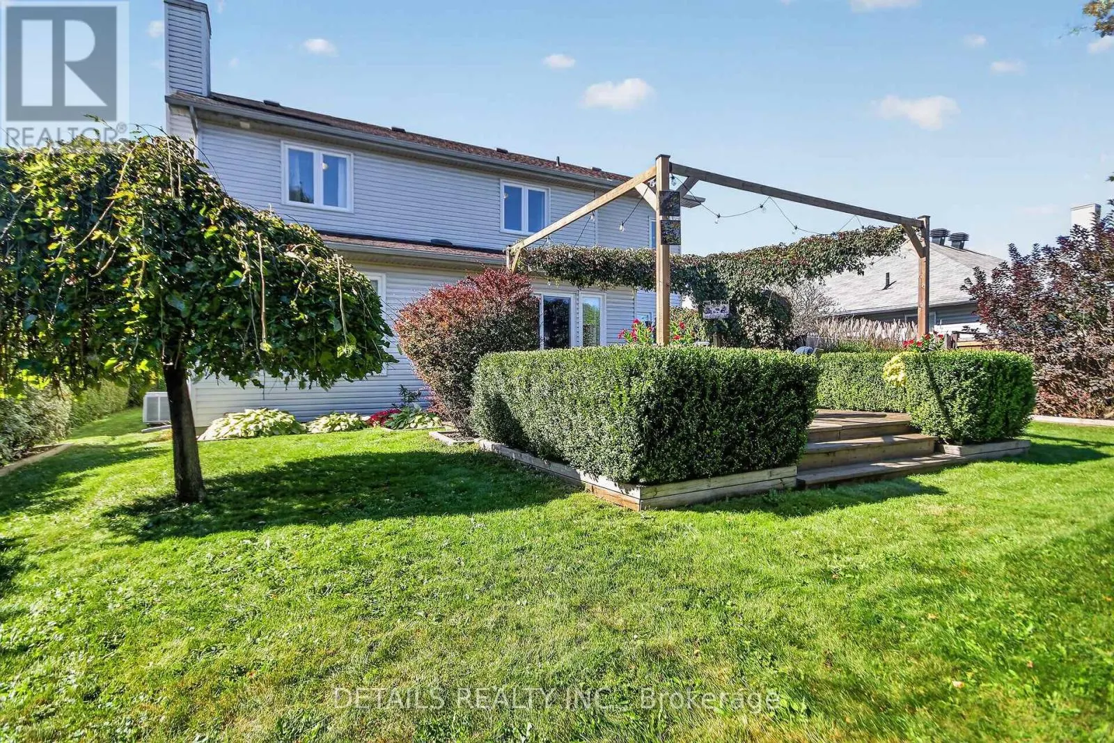 10 FOREST CREEK DRIVE