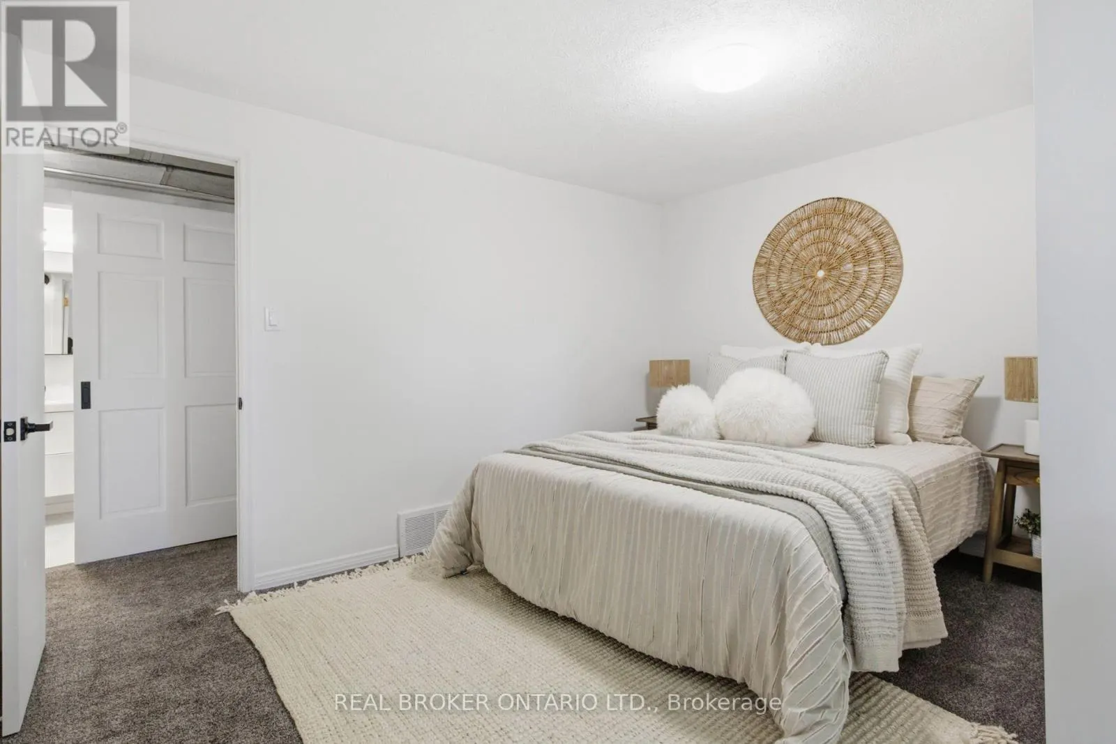 22 RIPLEY CRESCENT