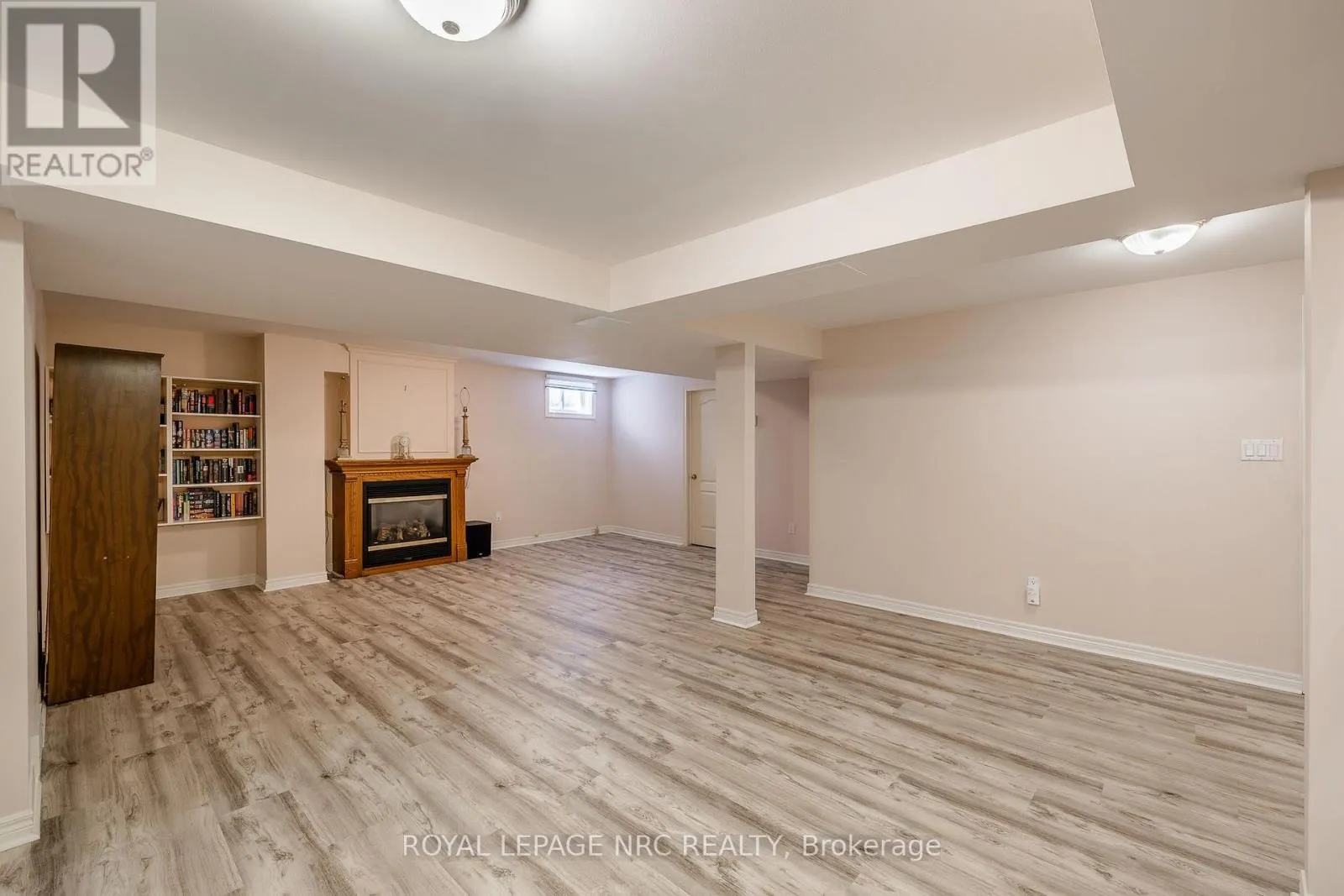 7621 CAMERON COURT