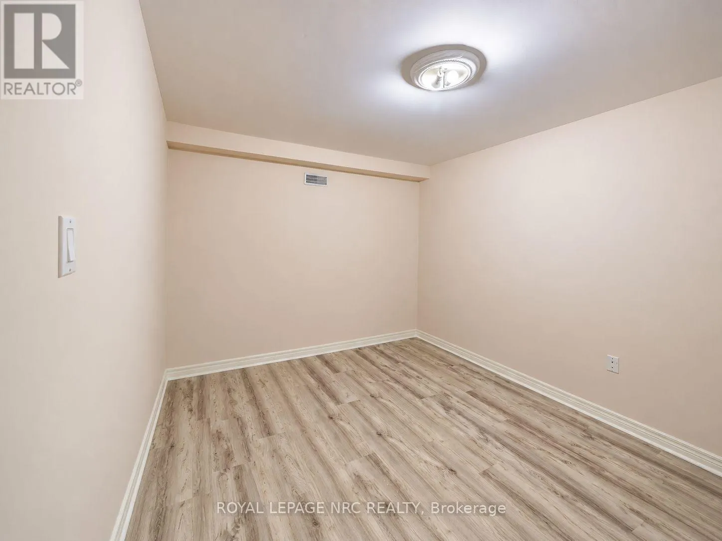 7621 CAMERON COURT