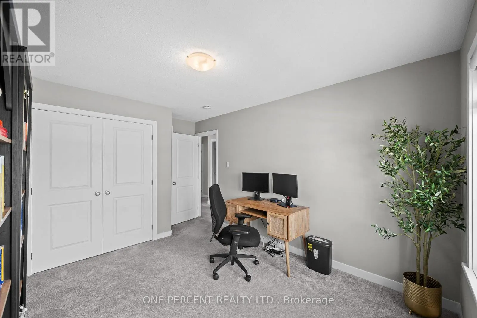 14 STANZEL DRIVE