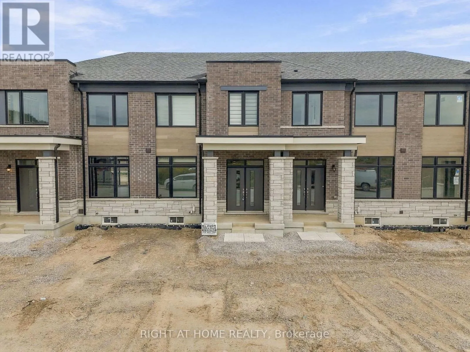 1128 PERIWINKLE CRESCENT