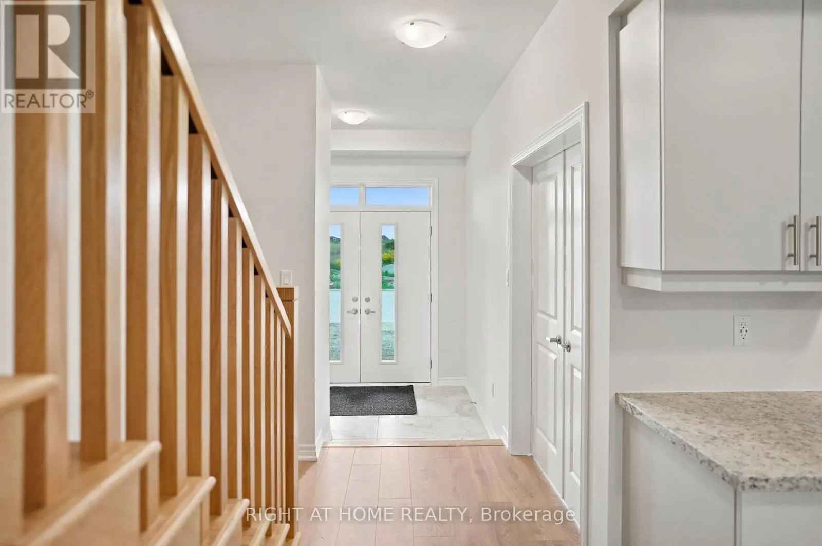 1128 PERIWINKLE CRESCENT