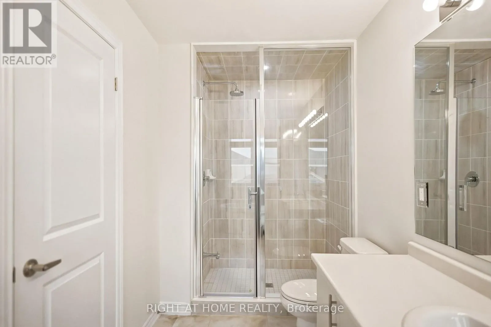 1128 PERIWINKLE CRESCENT