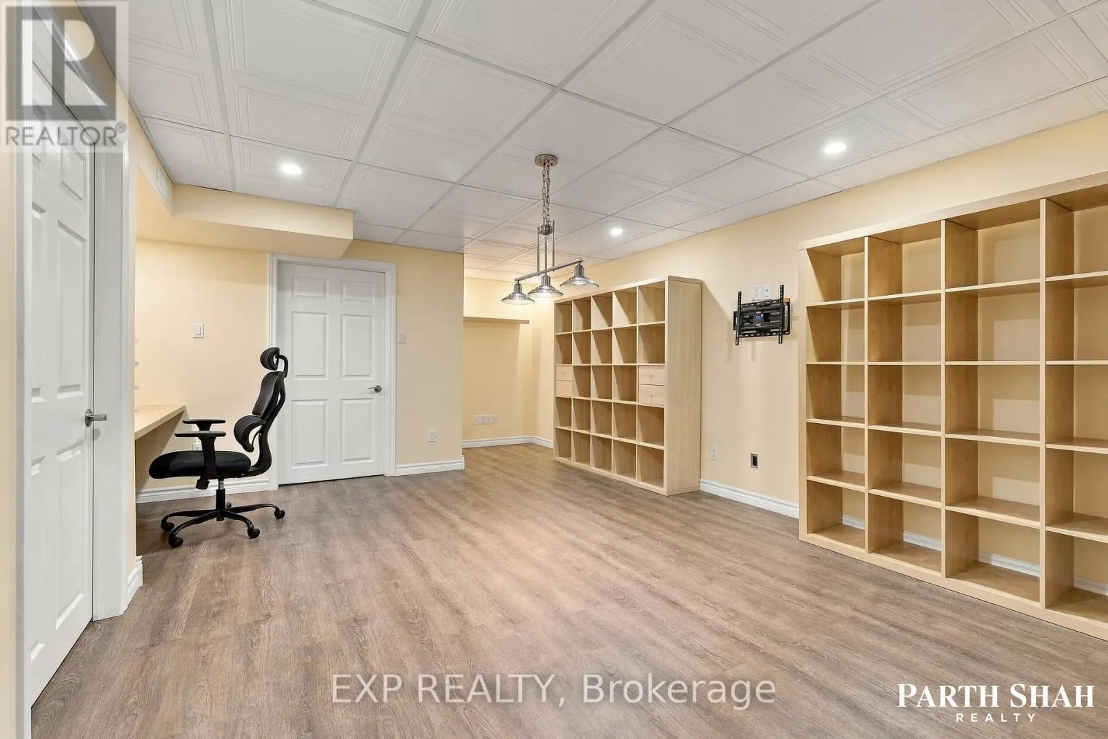 145 OXFORD STREET W
