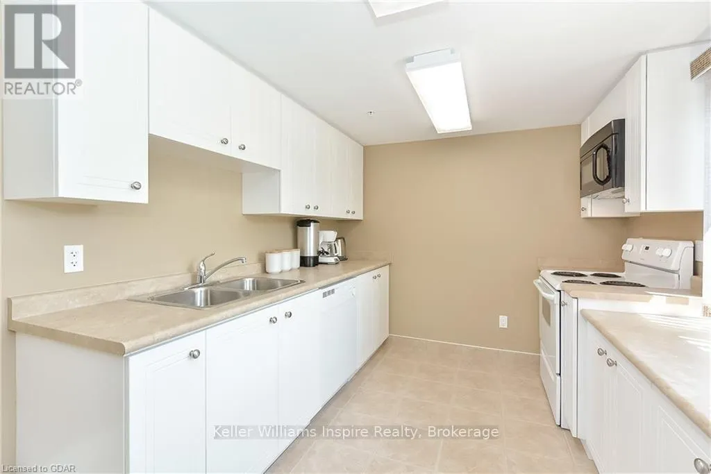 208 - 625 ST DAVID STREET S #208