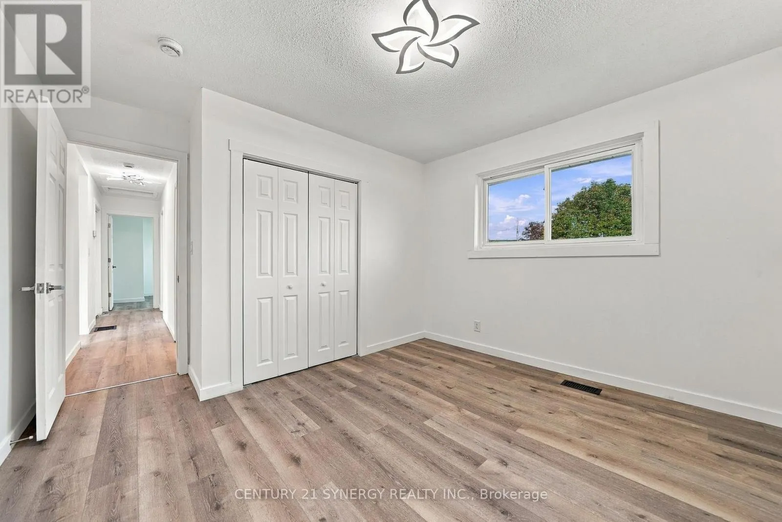 696 WHITES ROAD