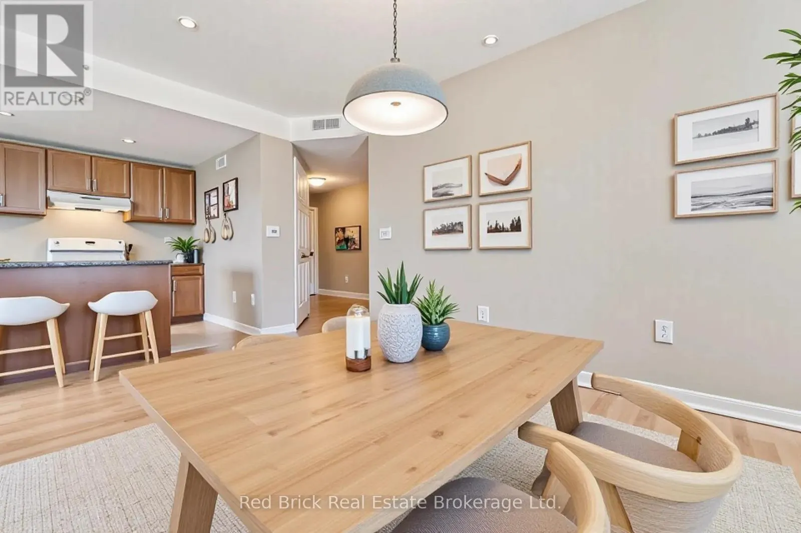 207 - 6492 GERRIE ROAD #207