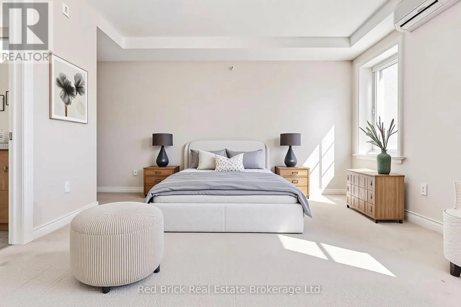 207 - 6492 GERRIE ROAD #207