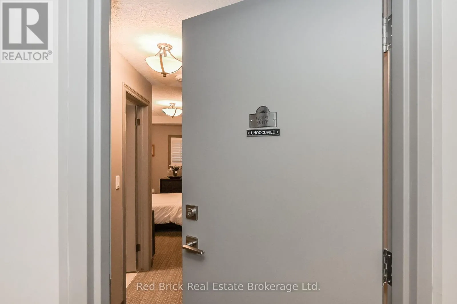 207 - 6492 GERRIE ROAD #207