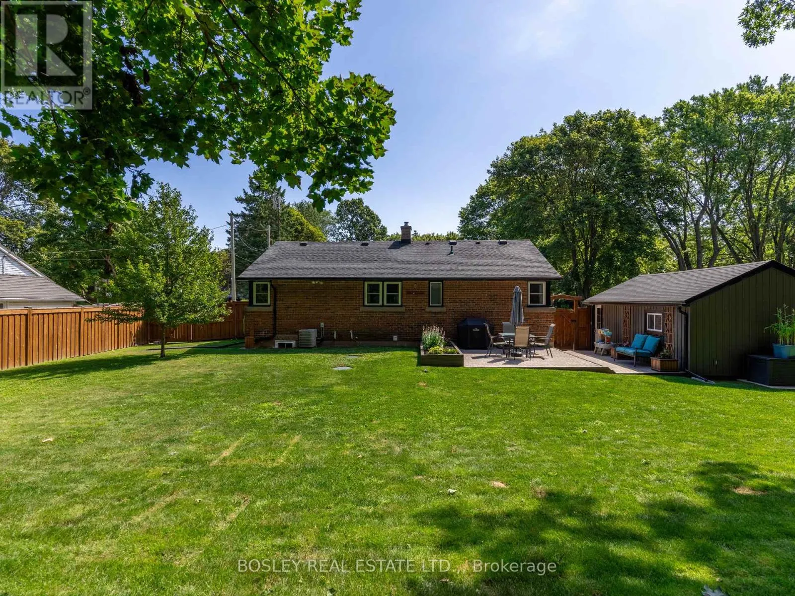1180 SUNSET DRIVE