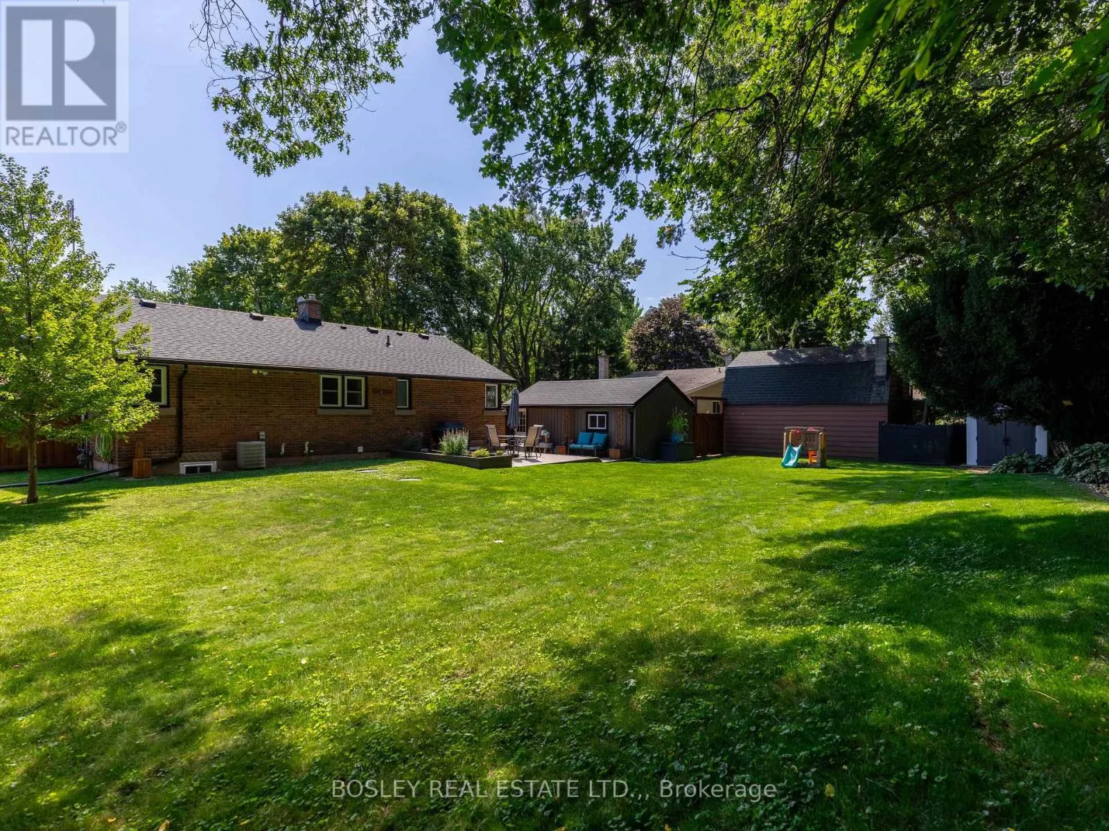 1180 SUNSET DRIVE