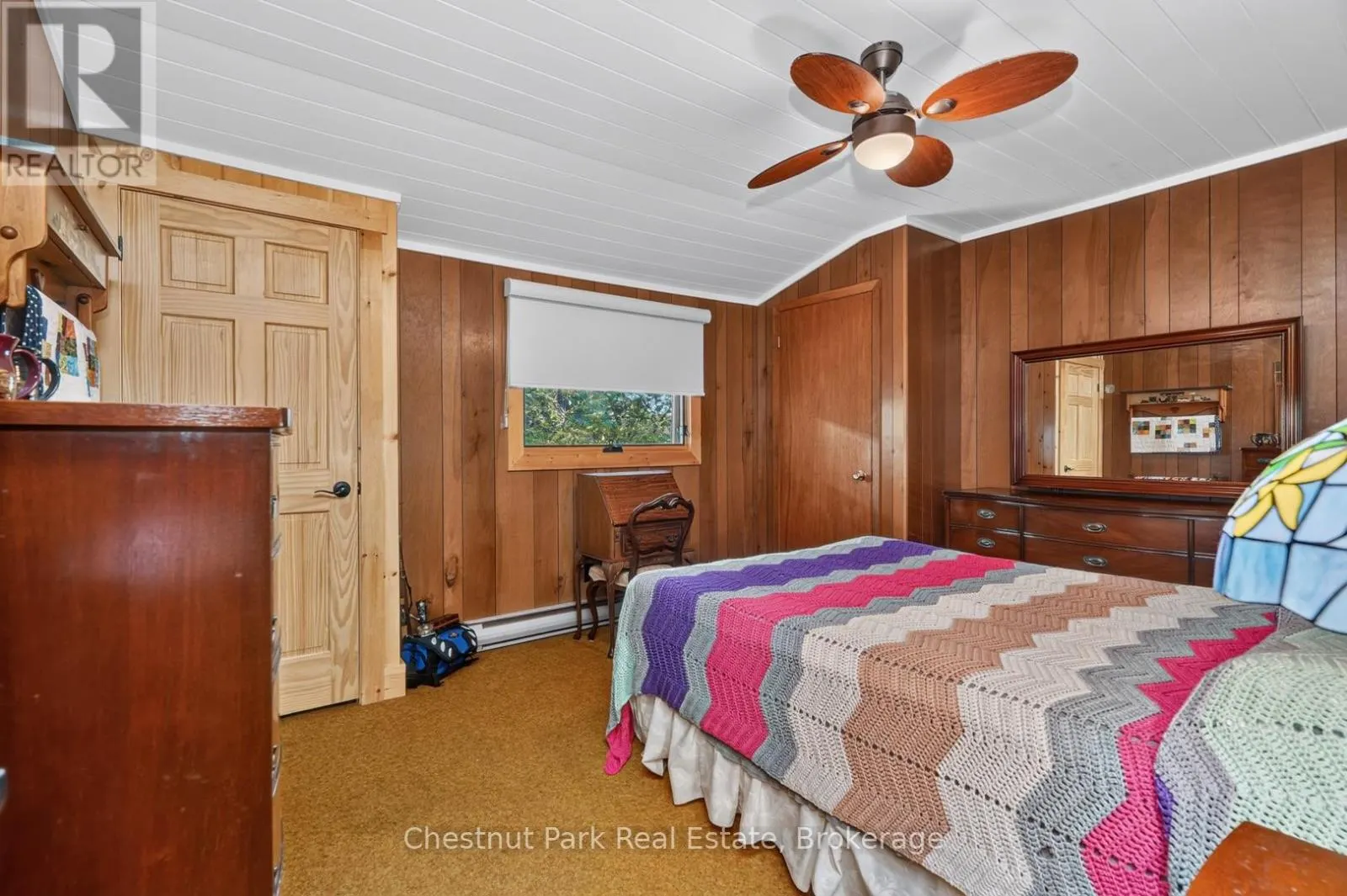 1048 NORA LANE