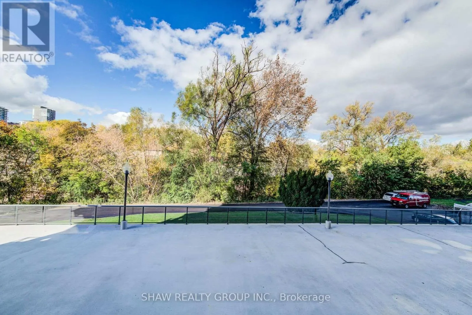 505 - 58 BRIDGEPORT ROAD