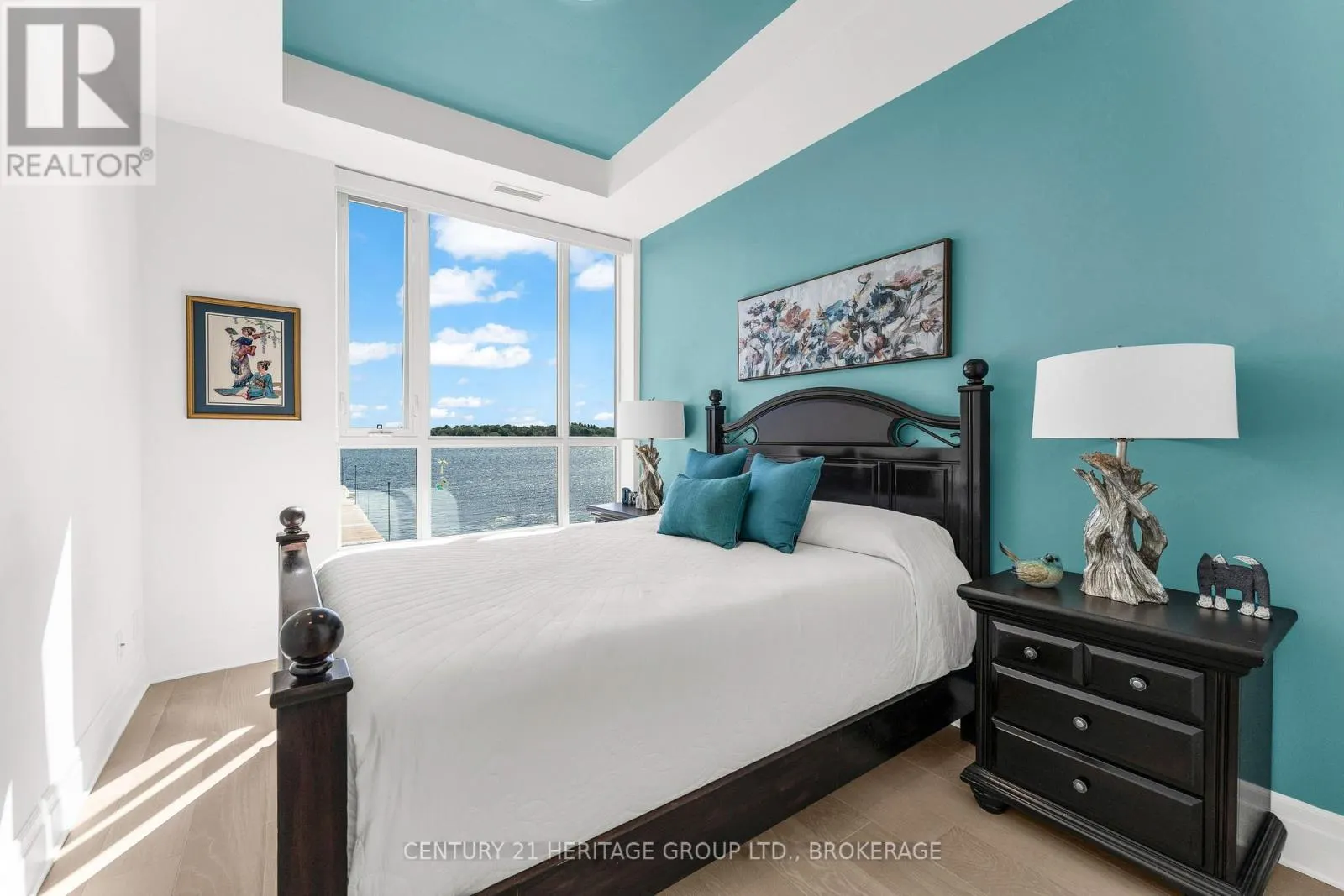 120 - 129 SOUTH STREET #120