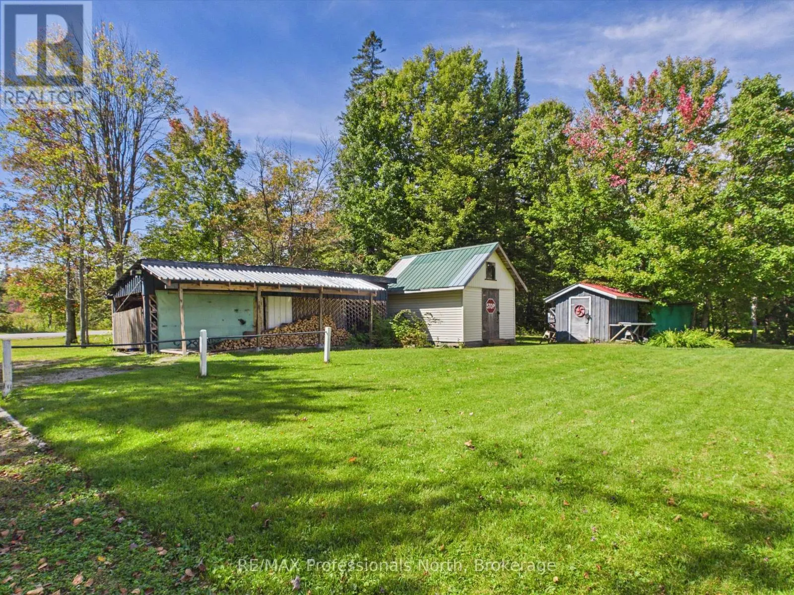 1035 SHERWOOD FOREST ROAD