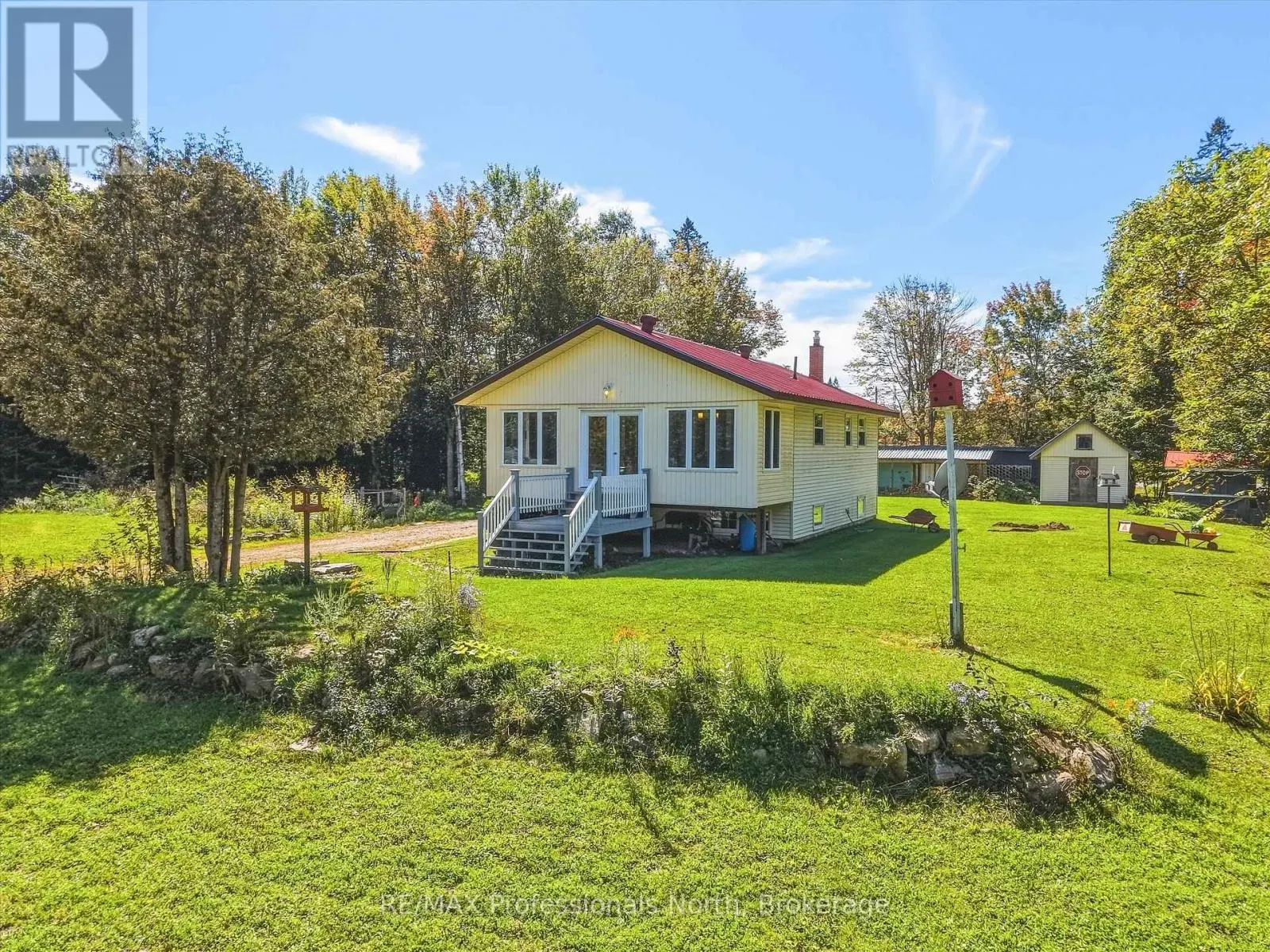 1035 SHERWOOD FOREST ROAD