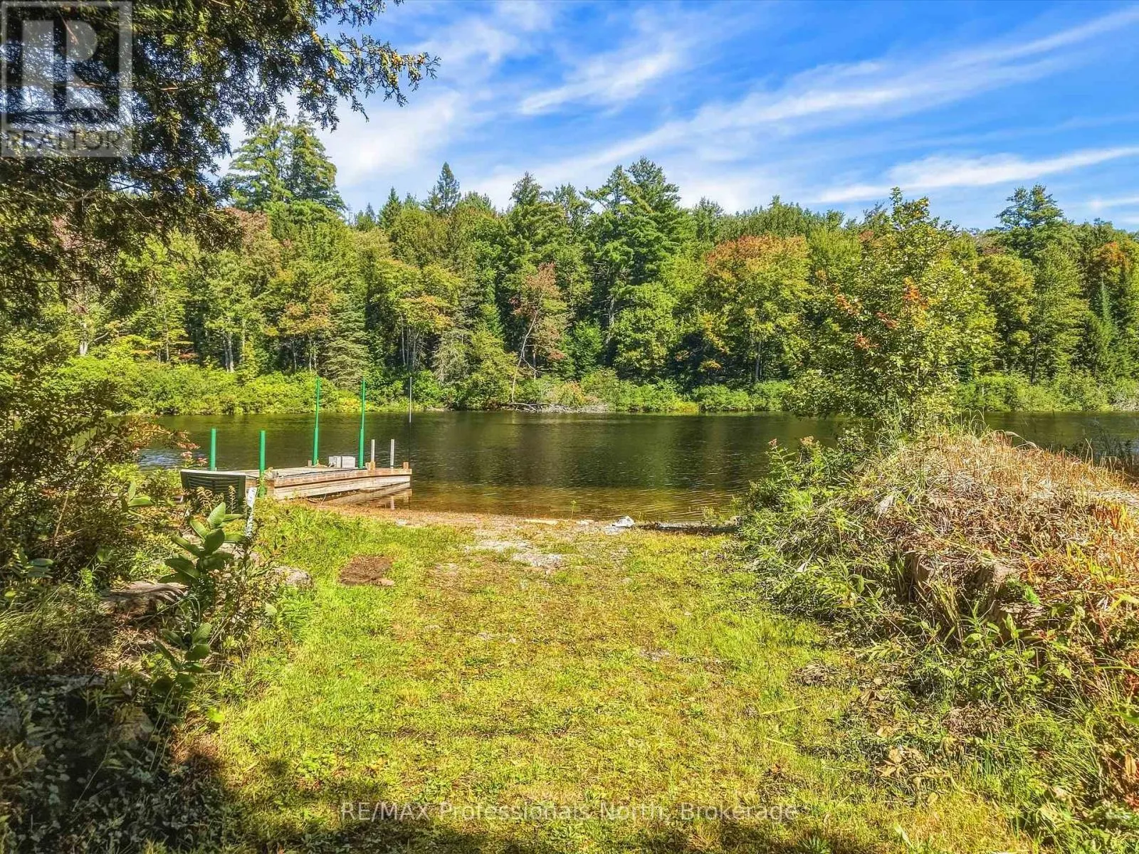 1035 SHERWOOD FOREST ROAD