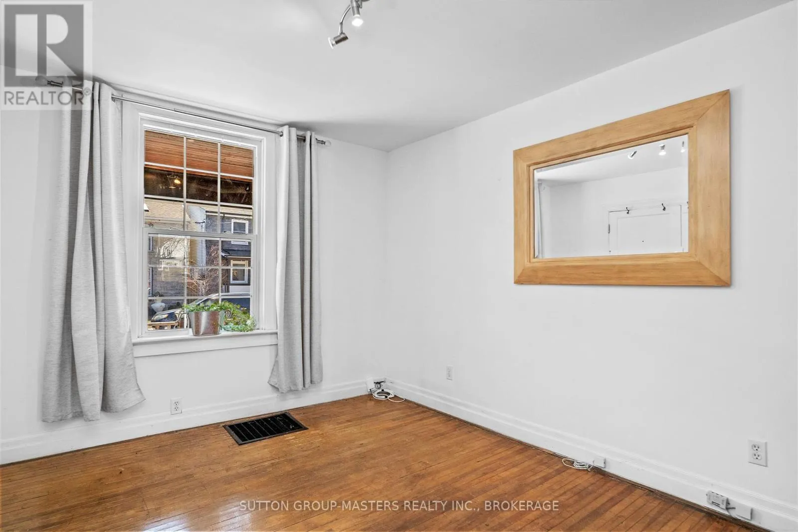 143-145 ORDNANCE STREET