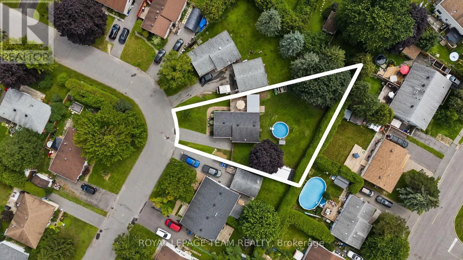 27 BALLANTRAE WAY