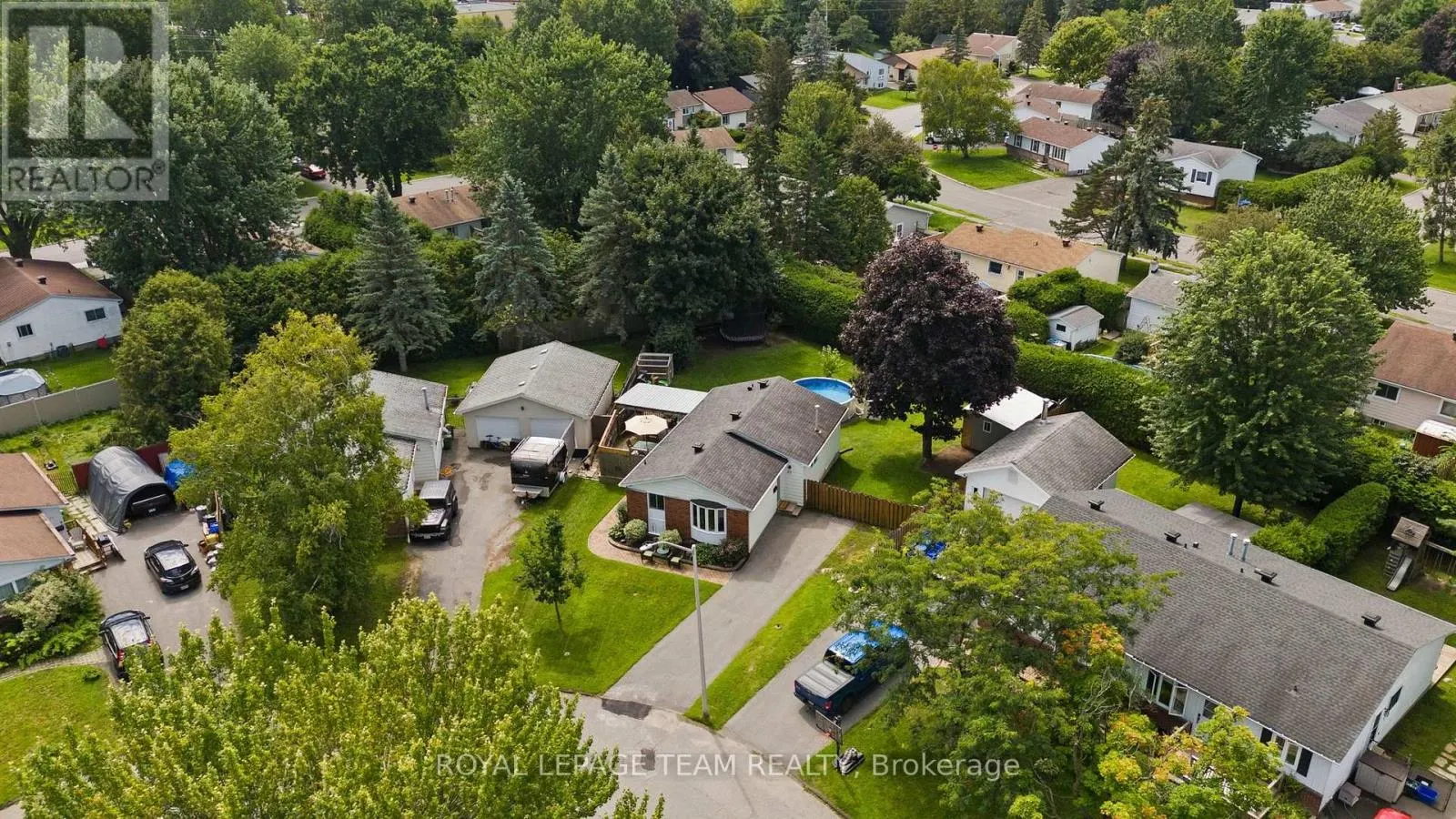 27 BALLANTRAE WAY