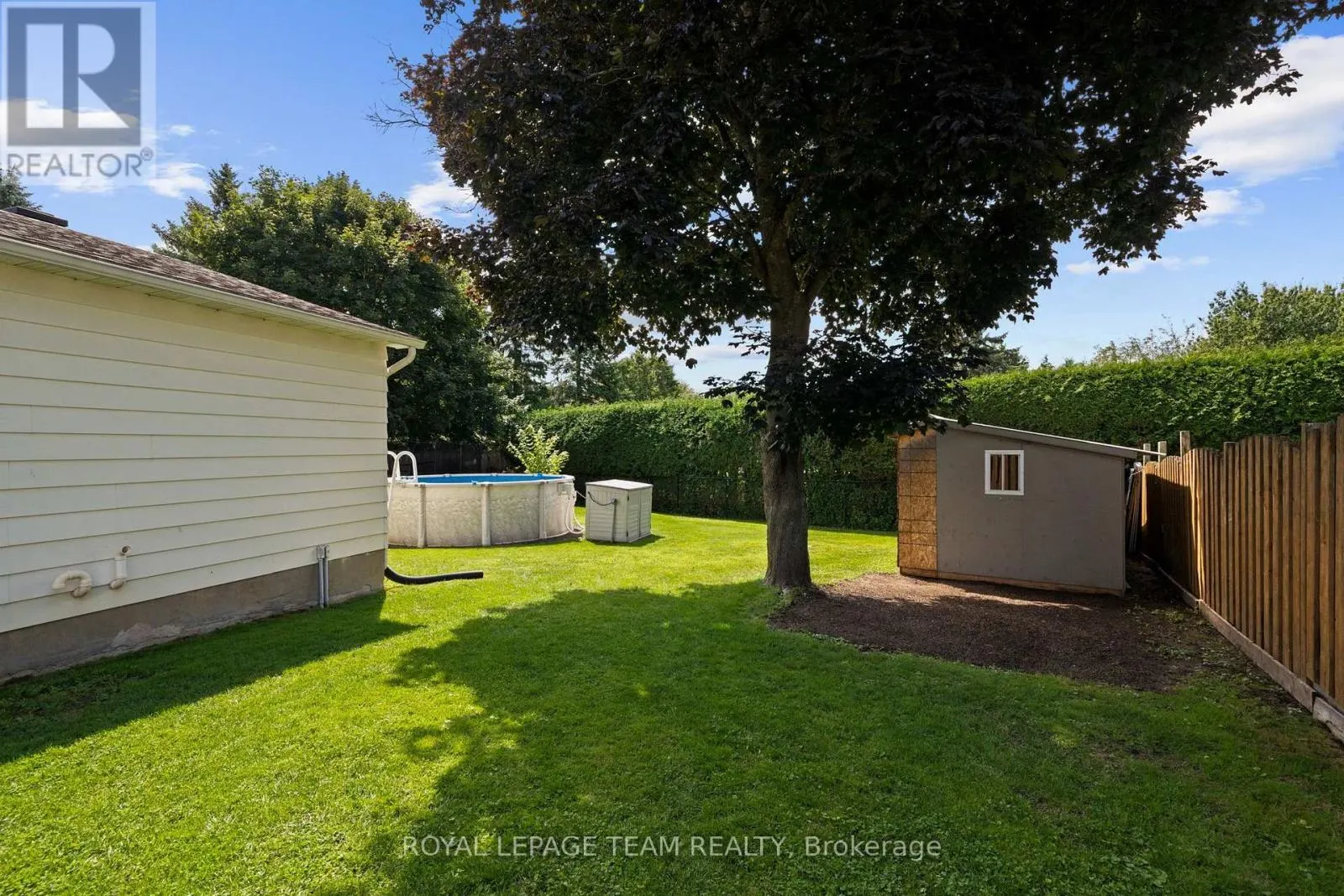 27 BALLANTRAE WAY
