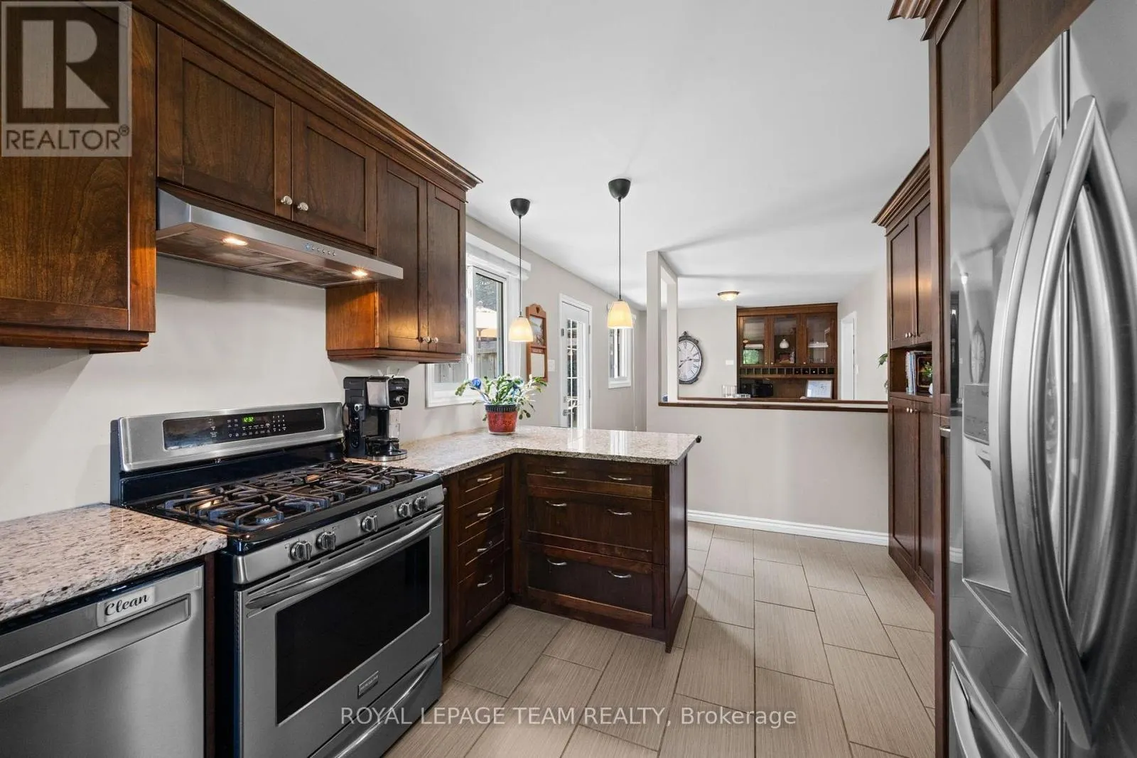27 BALLANTRAE WAY