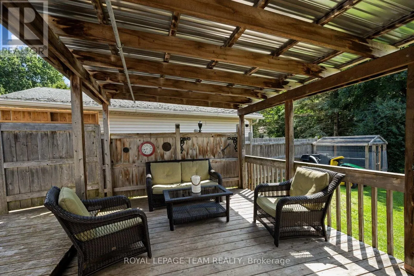 27 BALLANTRAE WAY