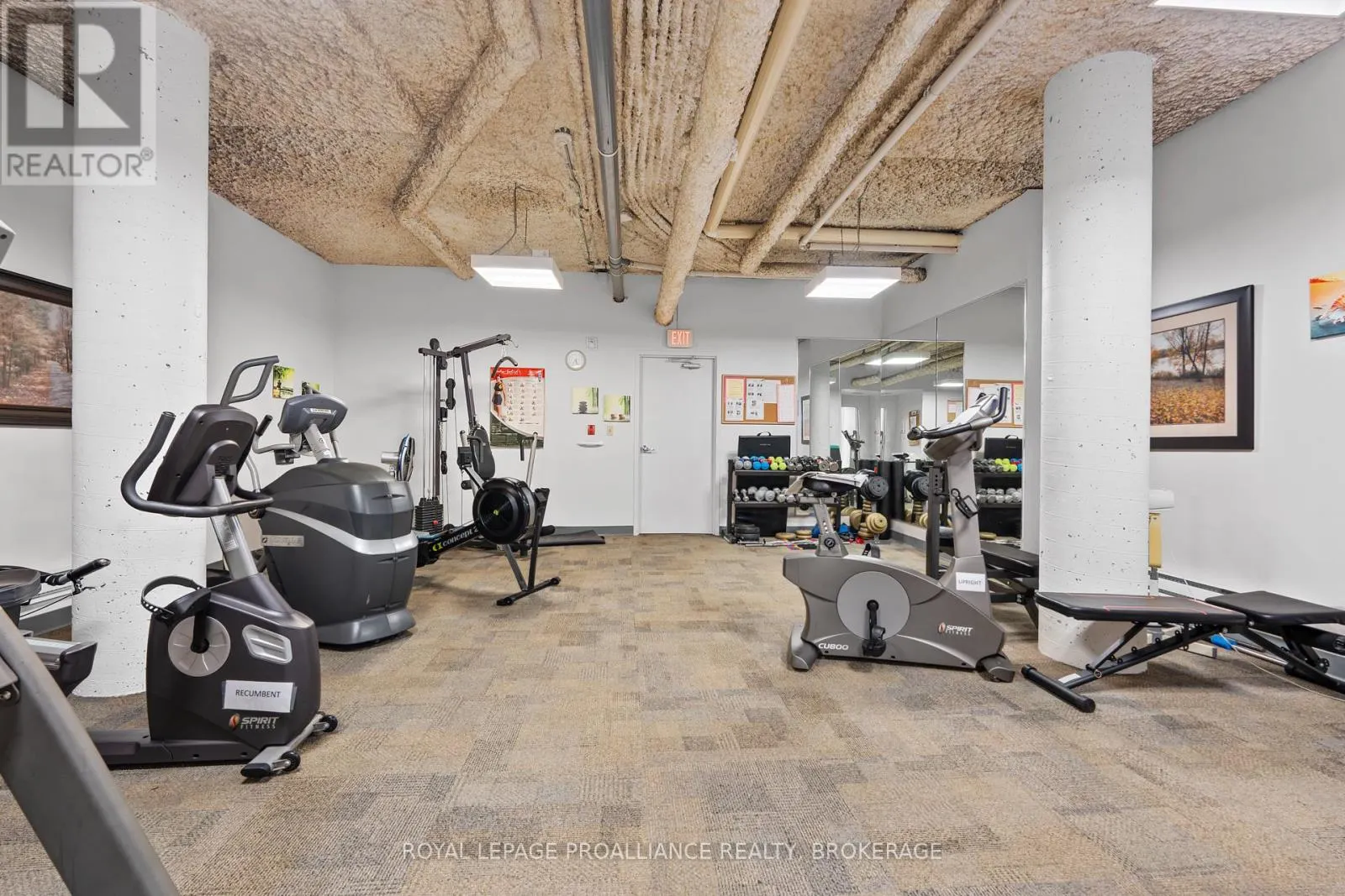 1006 - 257 BATH ROAD #1006