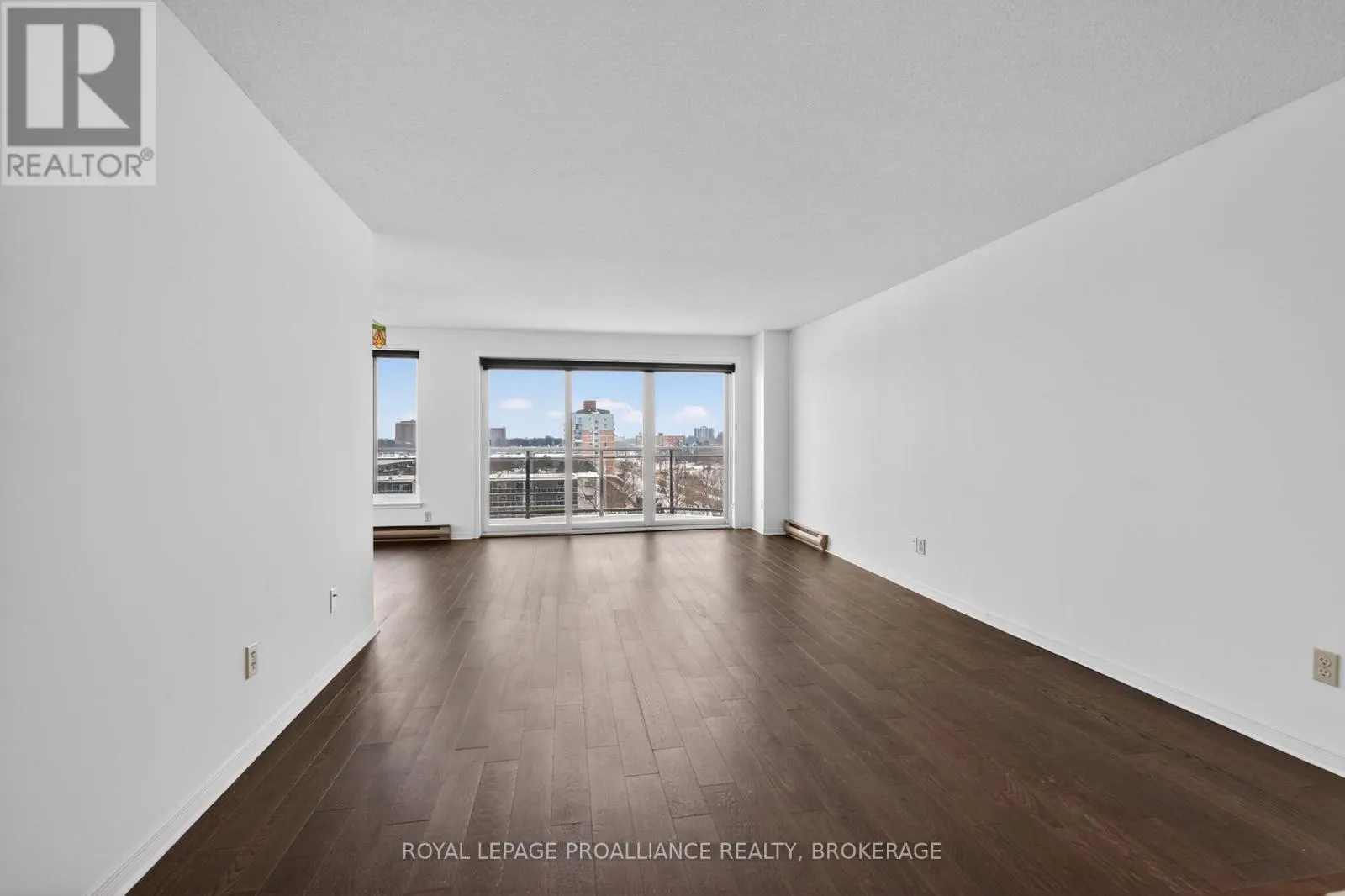 1006 - 257 BATH ROAD #1006