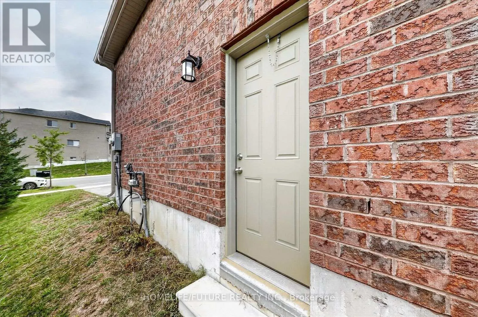 14 LAMB AVENUE
