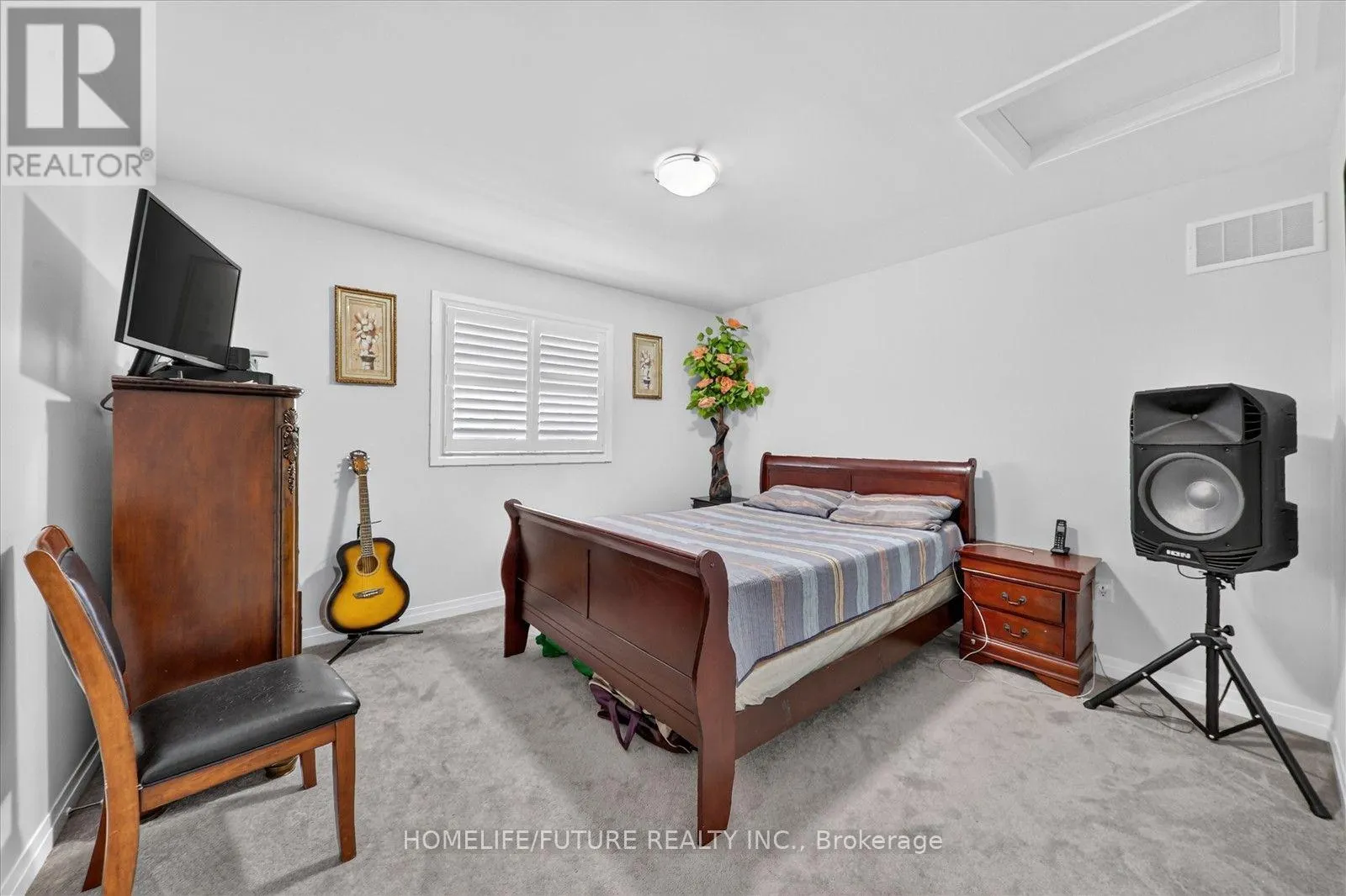 14 LAMB AVENUE