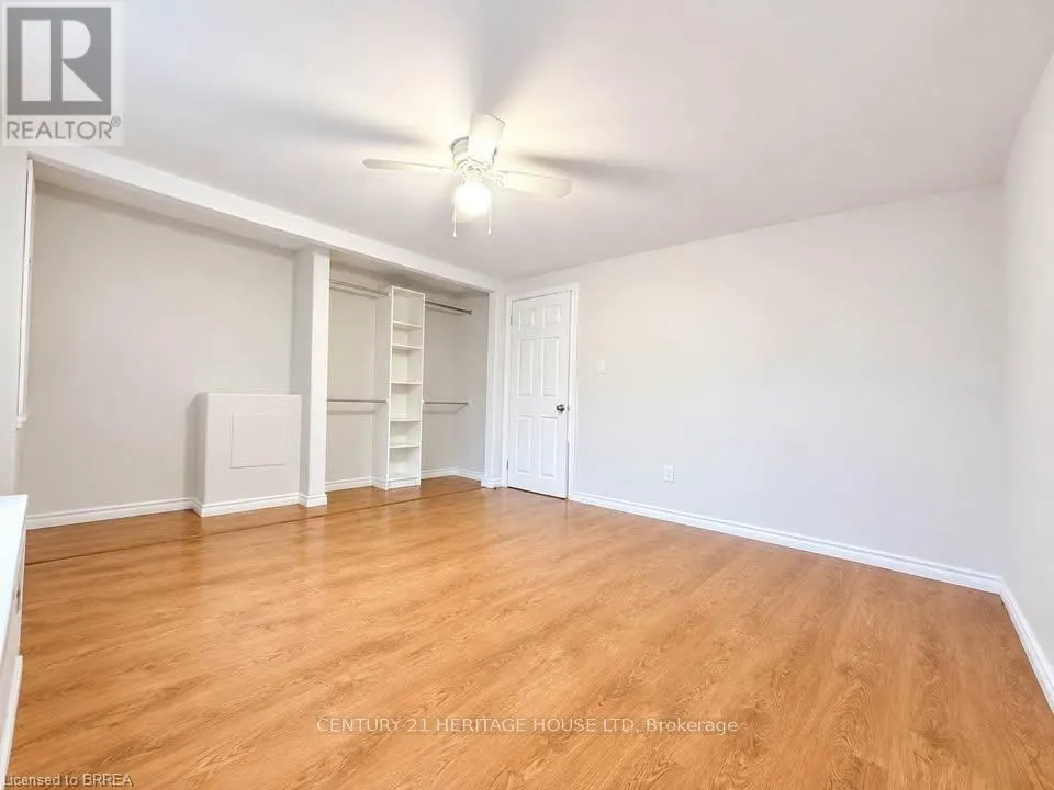 3 - 70 GRANDVIEW STREET