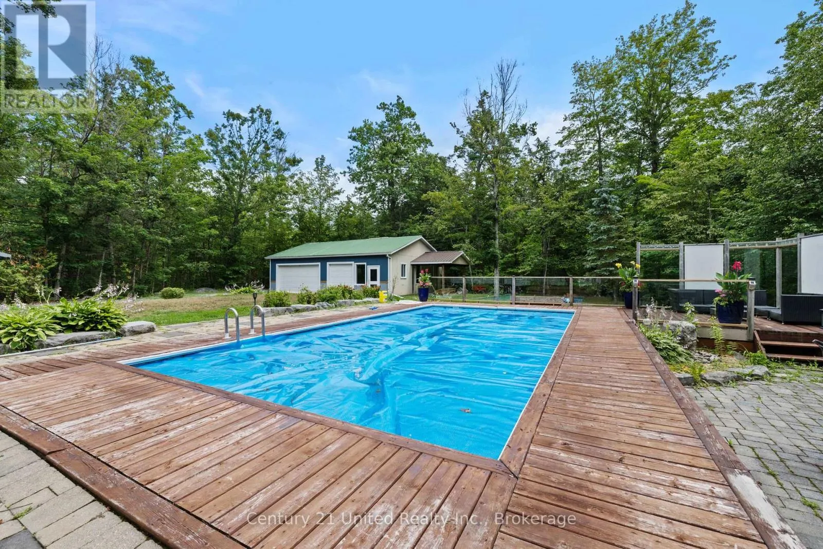 25 SUGARBUSH BOULEVARD