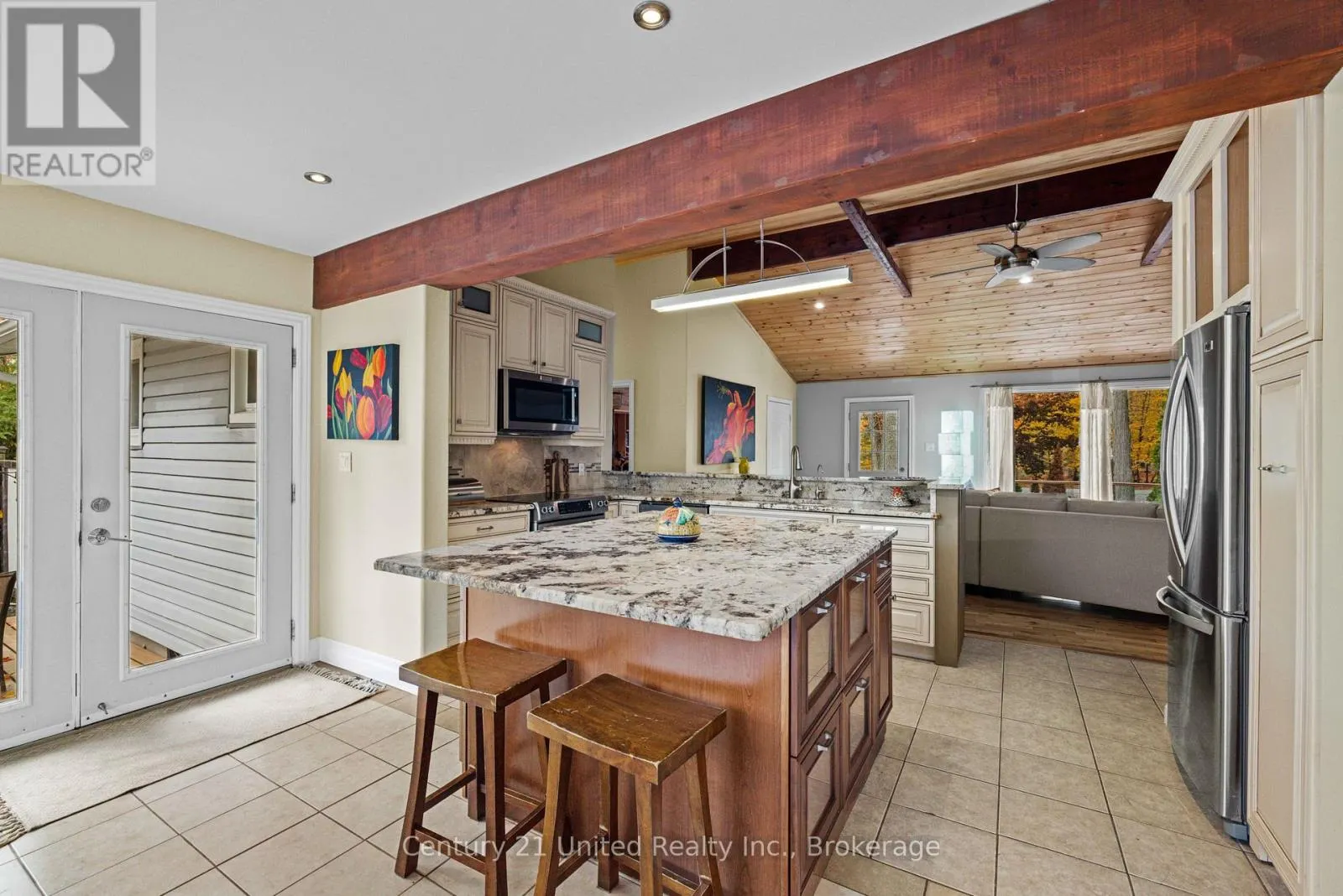 25 SUGARBUSH BOULEVARD