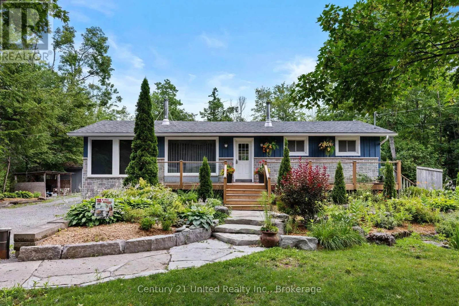 25 SUGARBUSH BOULEVARD