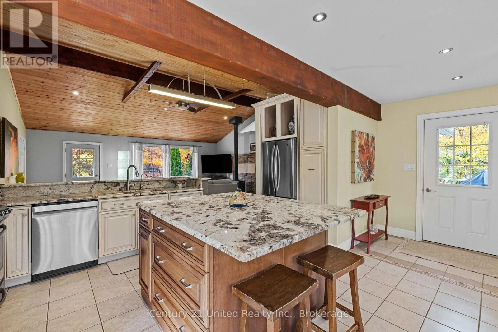 25 SUGARBUSH BOULEVARD