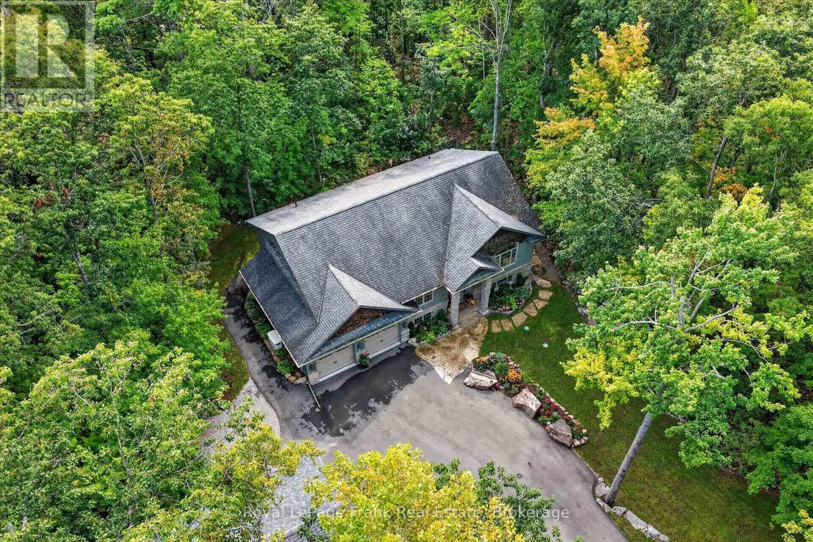 101 MITCHELL CRESCENT
