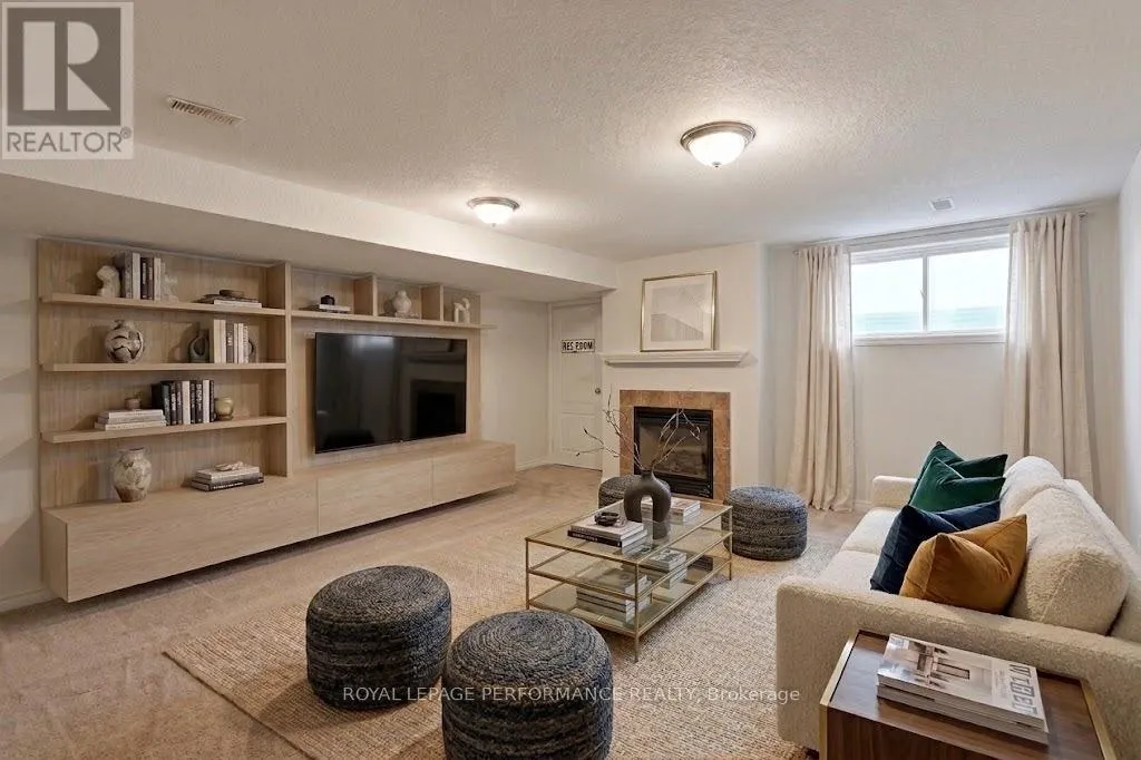 185 HORNCHURCH LANE