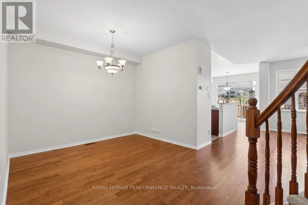 185 HORNCHURCH LANE
