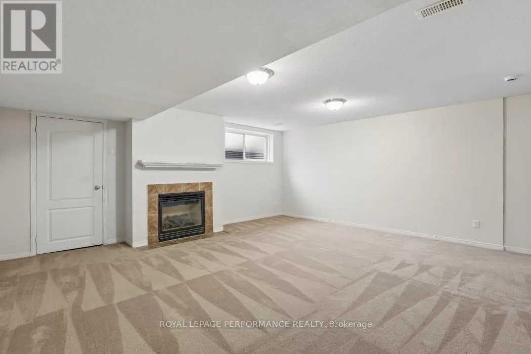185 HORNCHURCH LANE