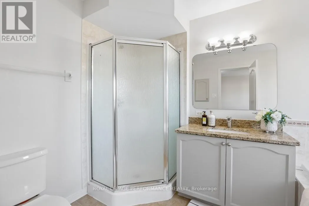 185 HORNCHURCH LANE