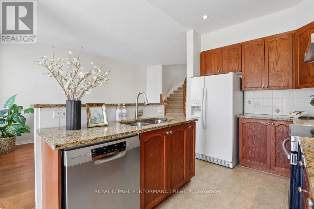 185 HORNCHURCH LANE