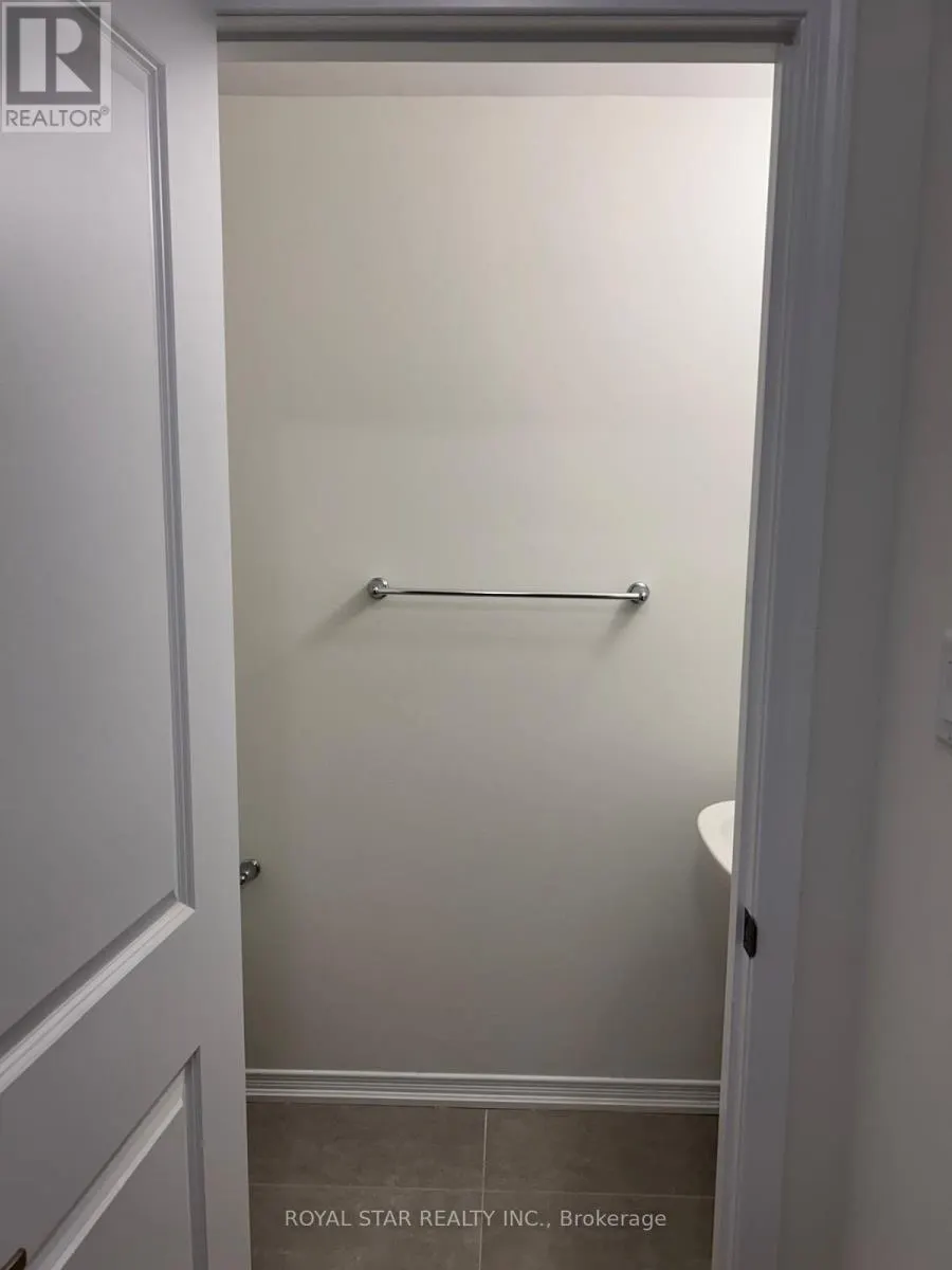 8 BASKETT STREET